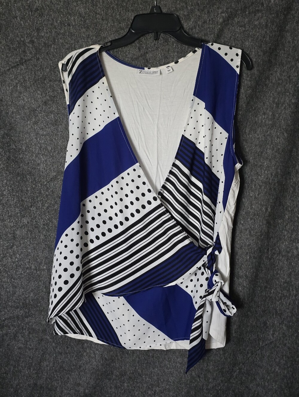 7th Avenue Blue and White Wrap Top - Size XL